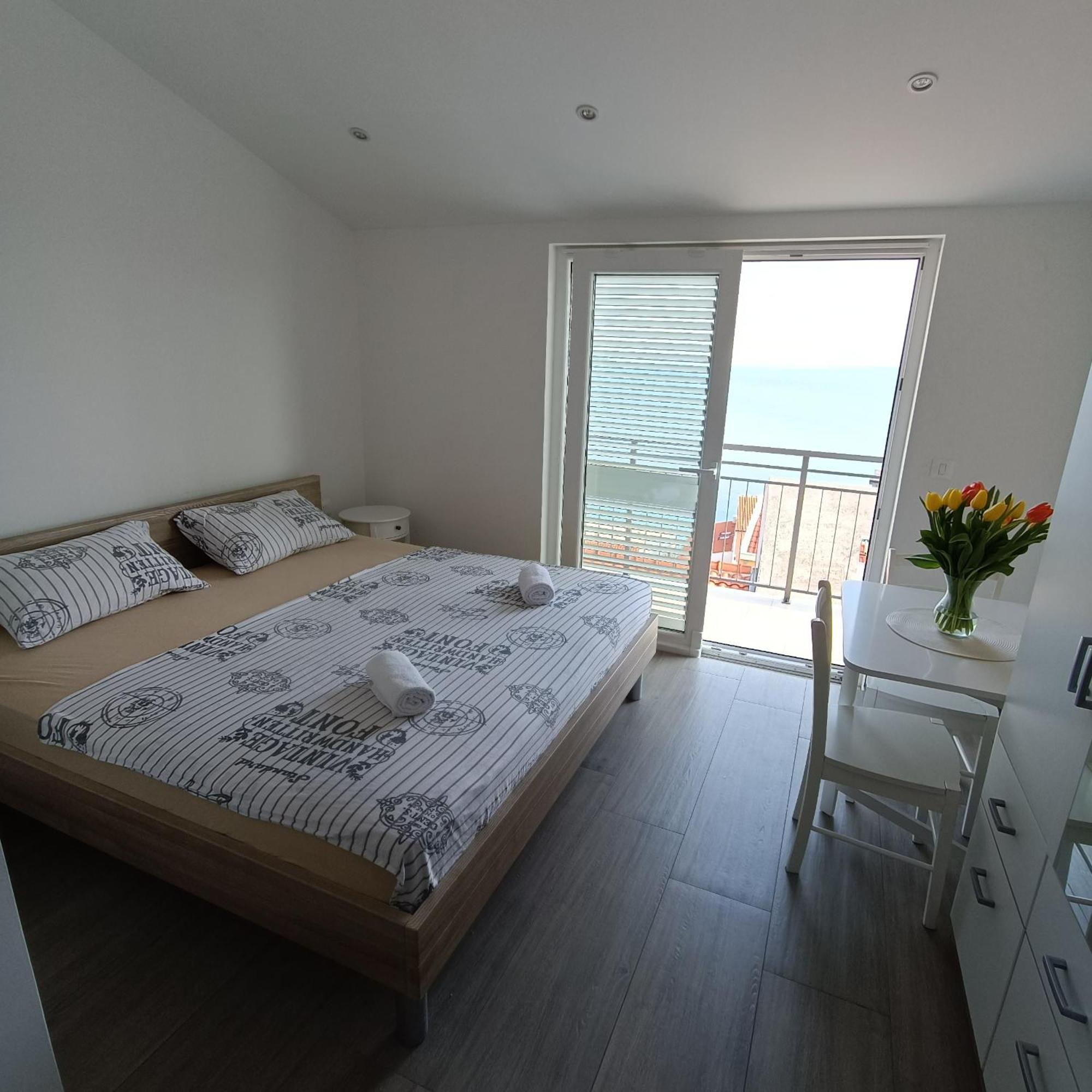 Apartmani Kristijan Igrane Luaran gambar