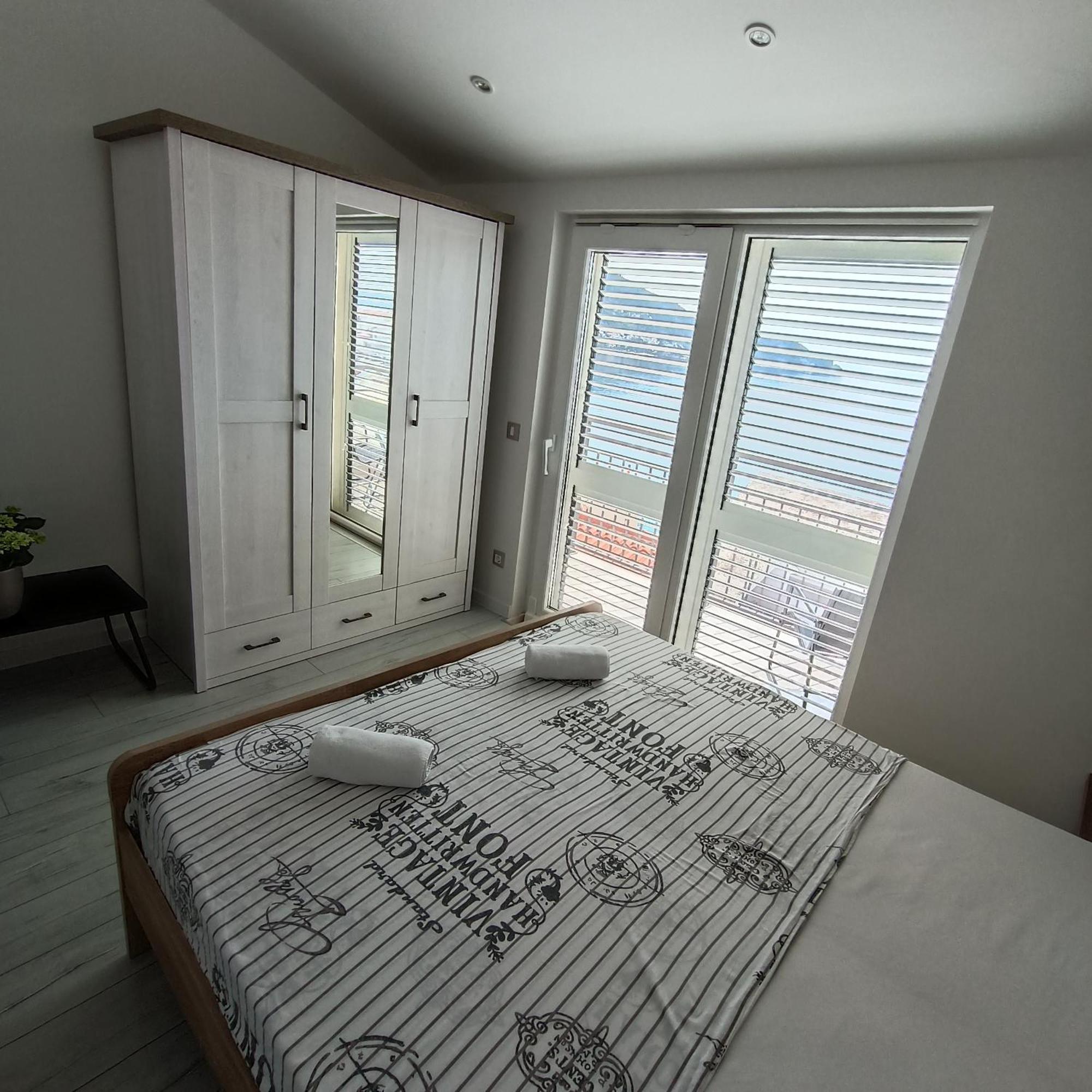 Apartmani Kristijan Igrane Luaran gambar